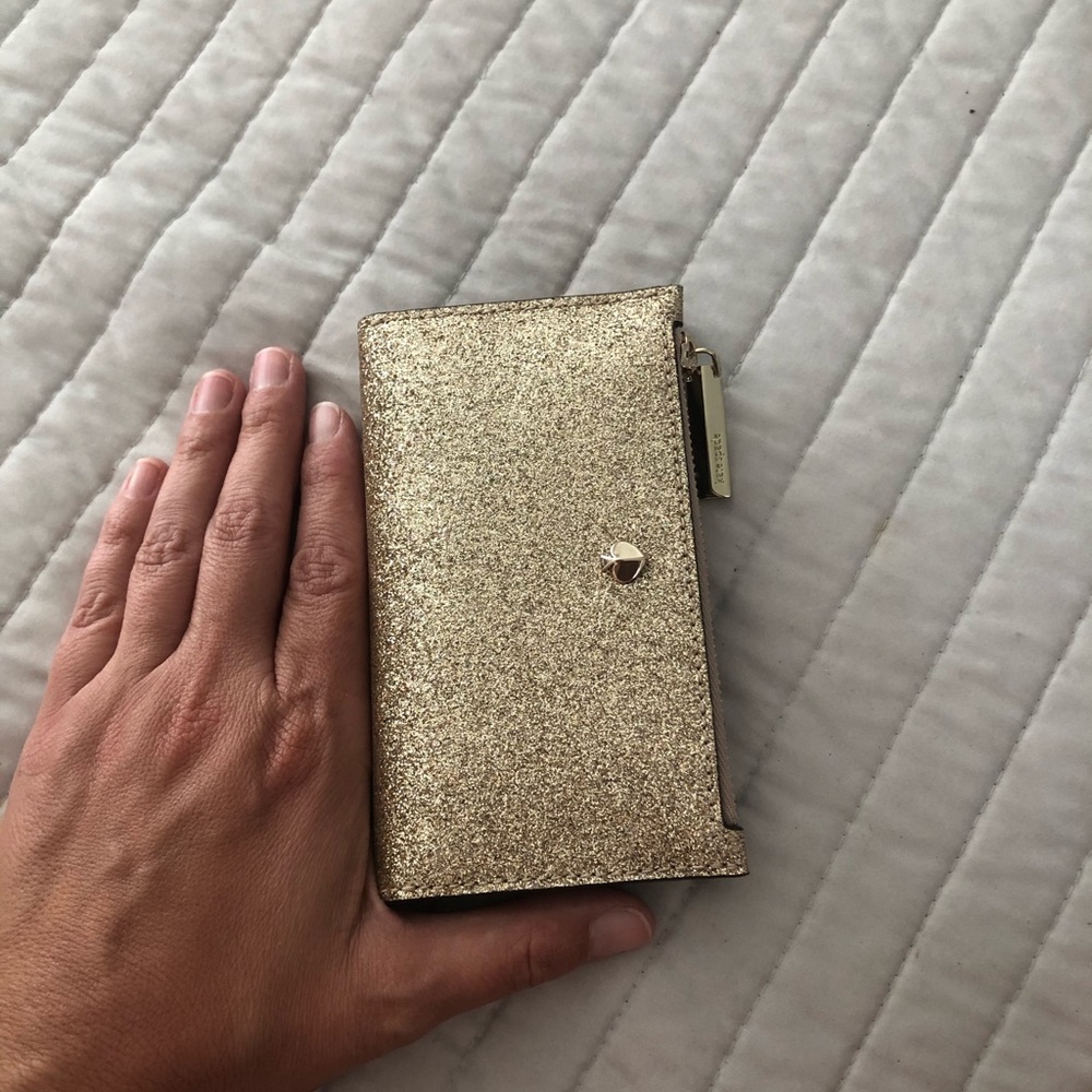 Kate Spade Wallet - Picture 2 of 5